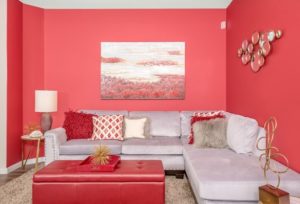 Simple red color decor for living room design